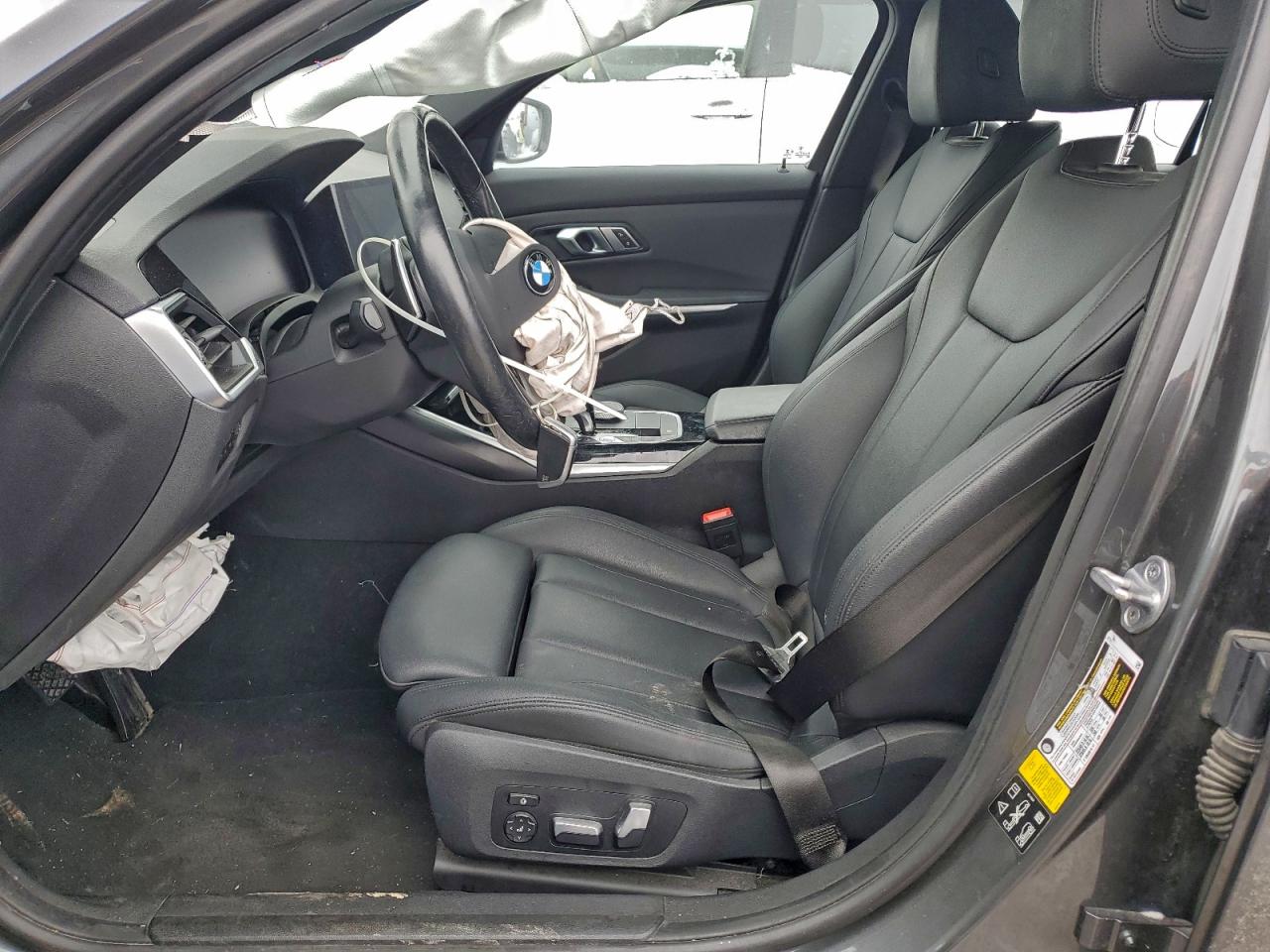 BMW 3 Series Image 8