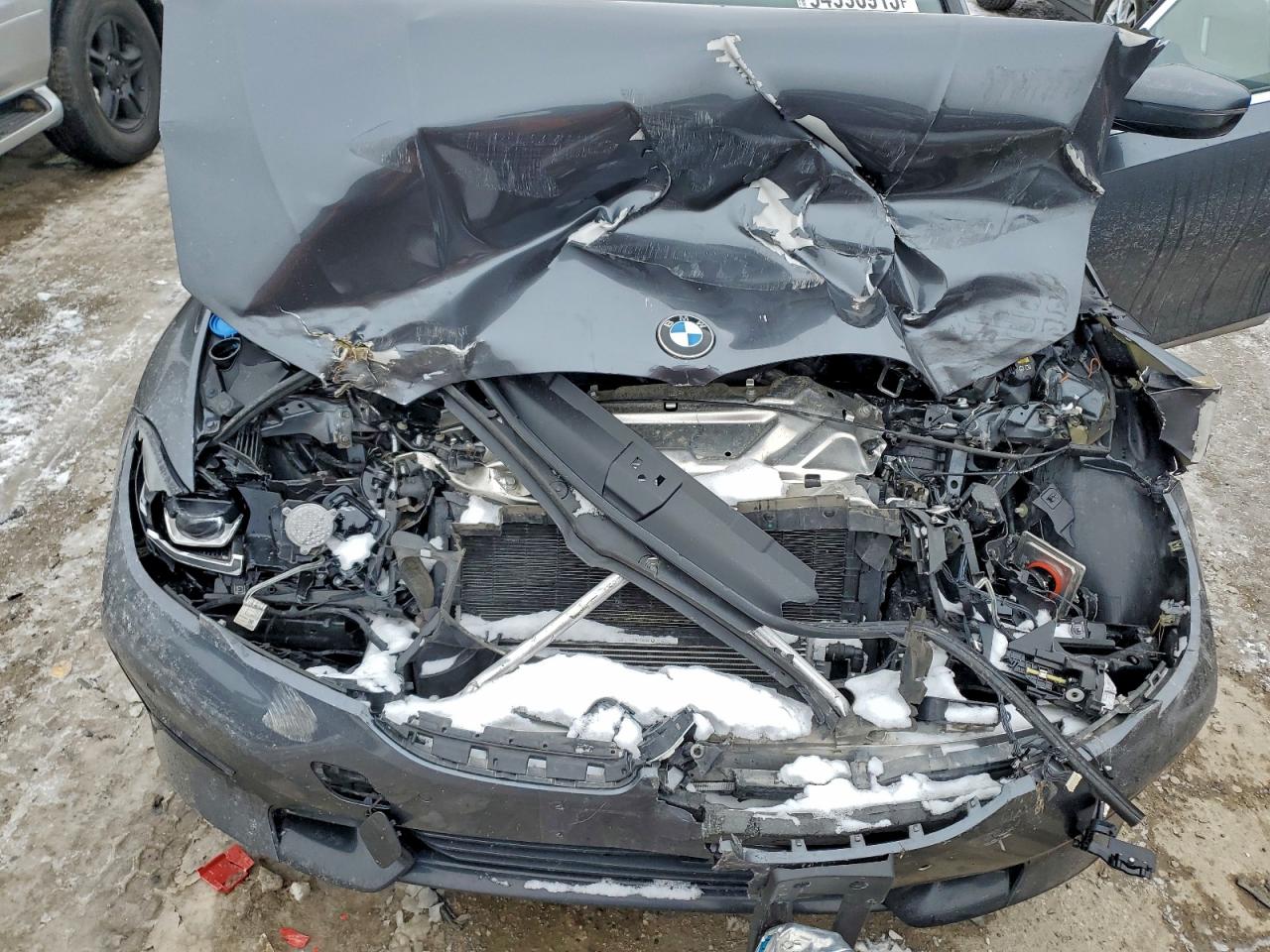 BMW 3 Series Image 4