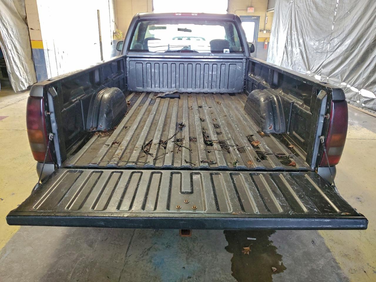 GMC Sierra C1500 Image 12