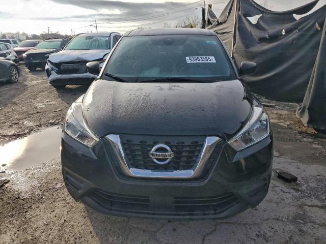 Nissan Kicks S Image 4