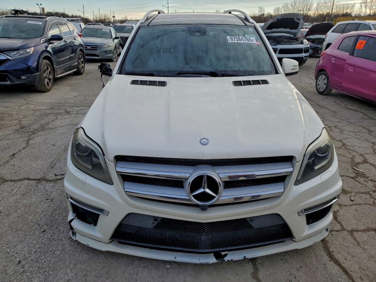 Mercedes-Benz G-Class 550 4matic Image 10