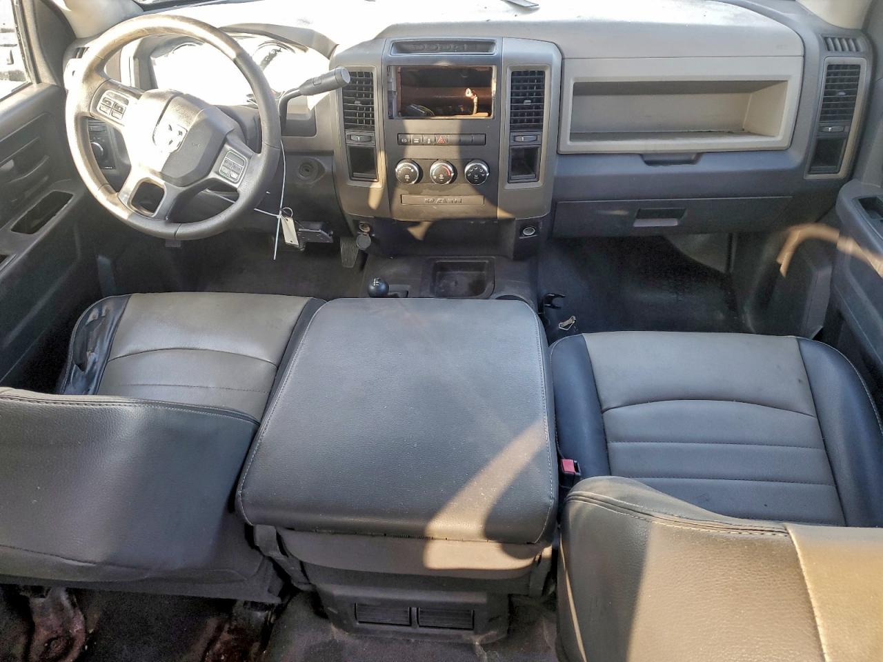 Dodge Ram 3500 St Image 5