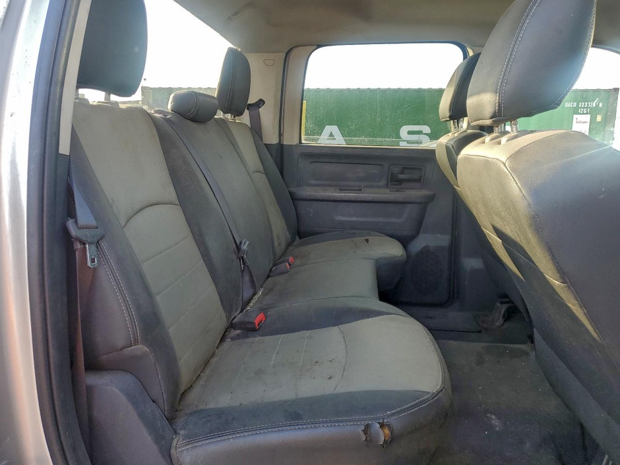 Dodge Ram 3500 St Image 4