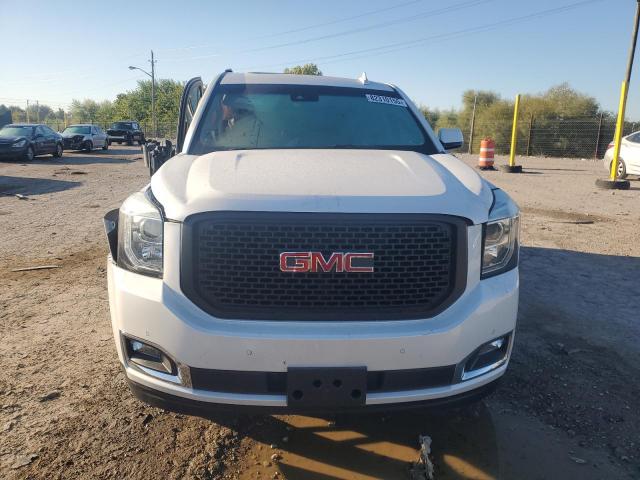 GMC Yukon Denali Image 5