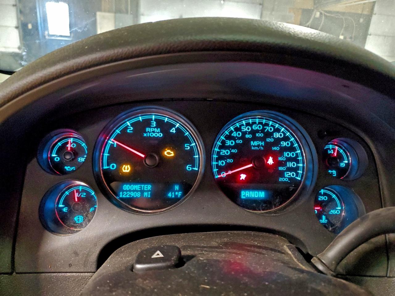 Chevrolet Silverado K1500 Ltz Image 10