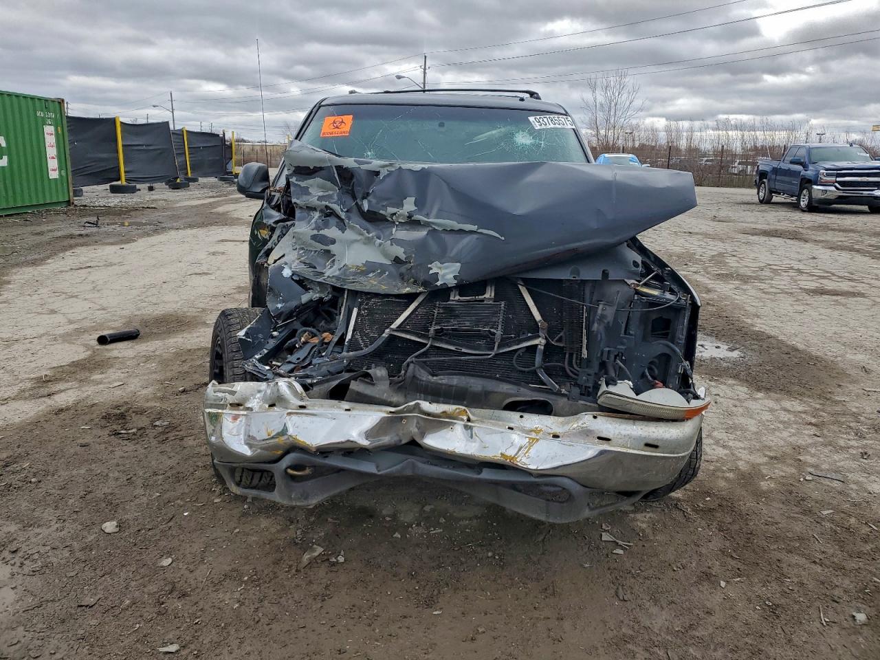 GMC Yukon K1500 Image 8