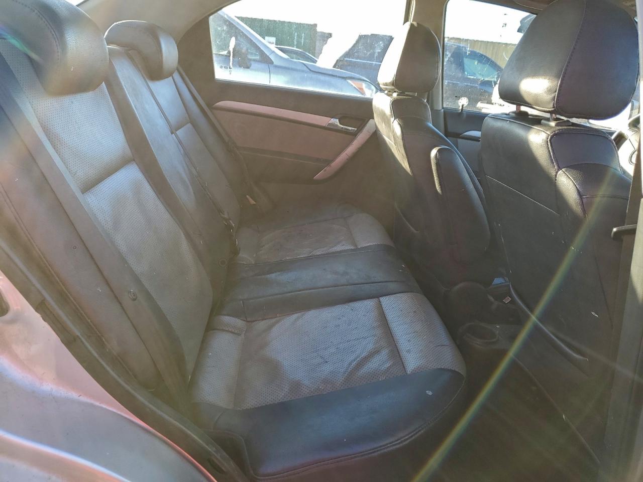 Chevrolet Aveo Lt Image 6