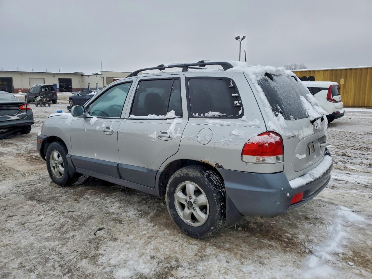 Hyundai SANTA FE Gls Image 2