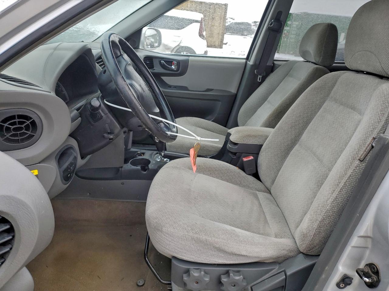 Hyundai SANTA FE Gls Image 5