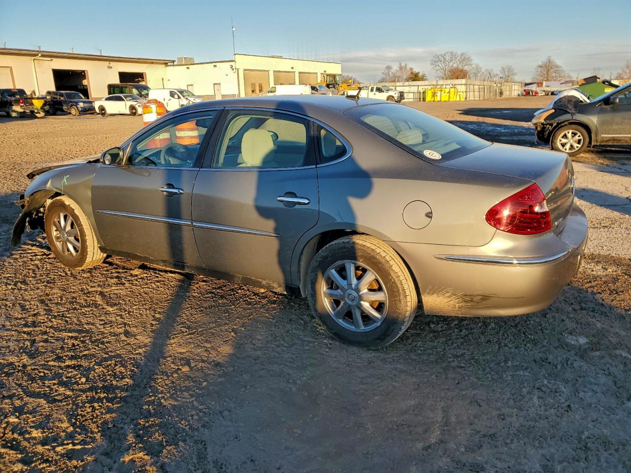 Buick LaCrosse Cx Image 7