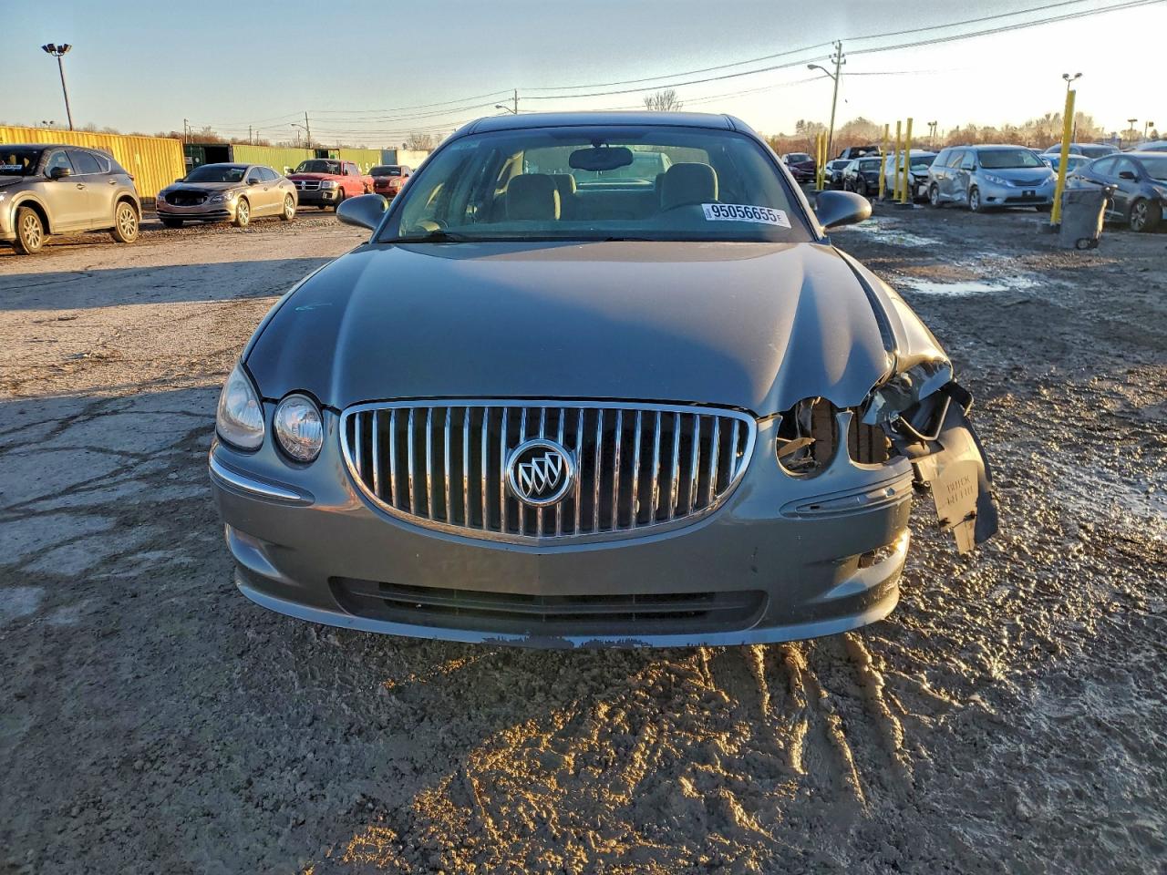 Buick LaCrosse Cx Image 12