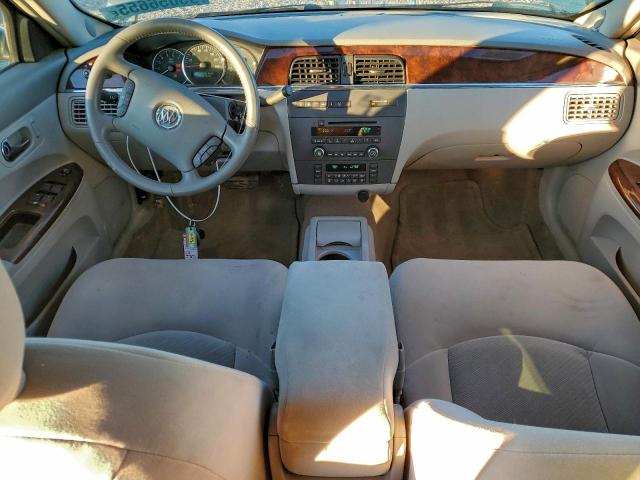 Buick LaCrosse Cx Image 2