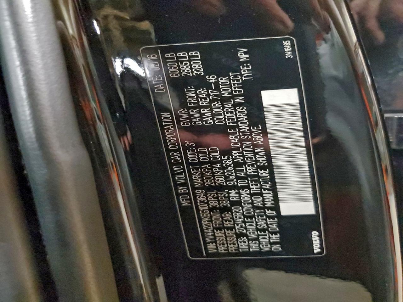 Volvo XC90 T6 Image 12