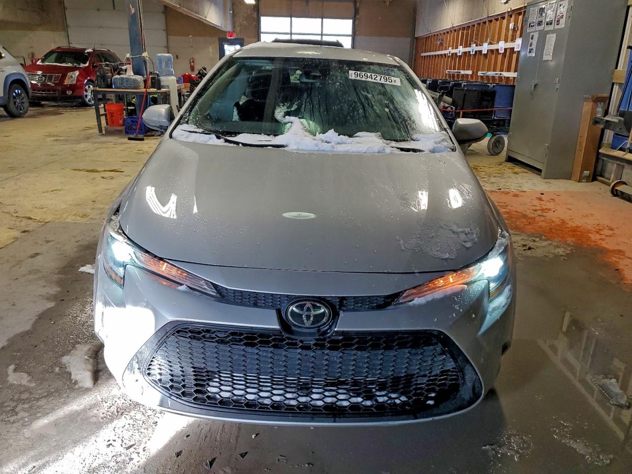 Toyota Corolla Le Image 8