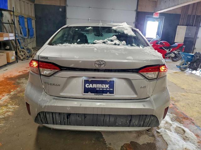 Toyota Corolla Le Image 2