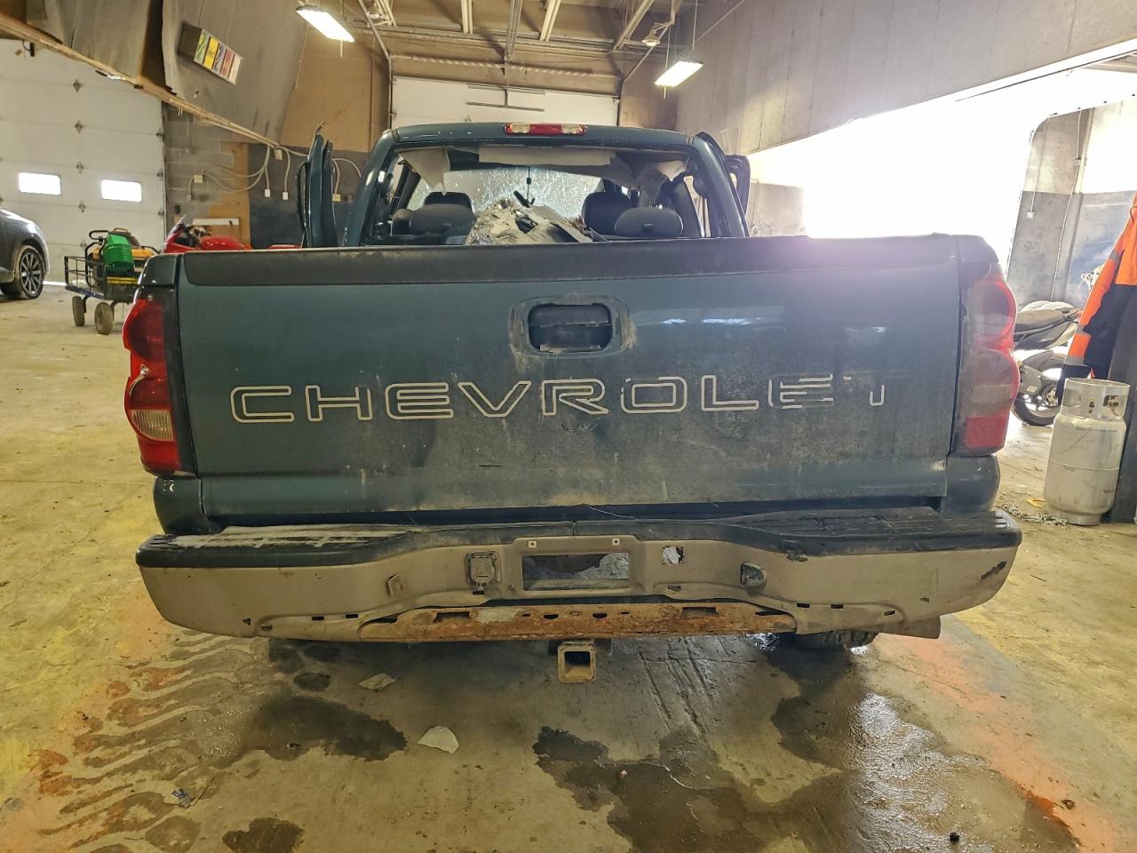 Chevrolet Silverado C1500 Classic Image 11