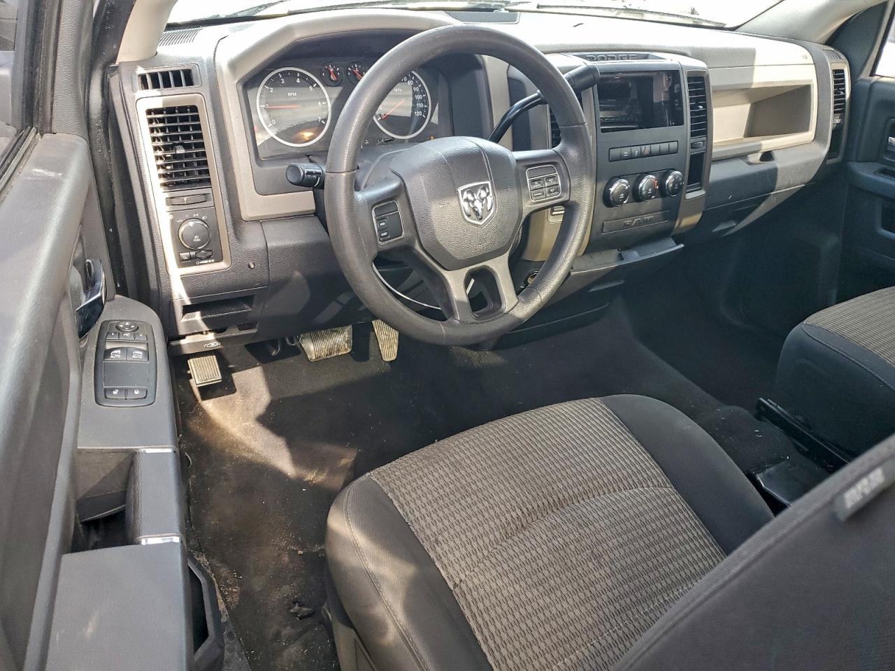 Dodge Ram 1500 St Image 4