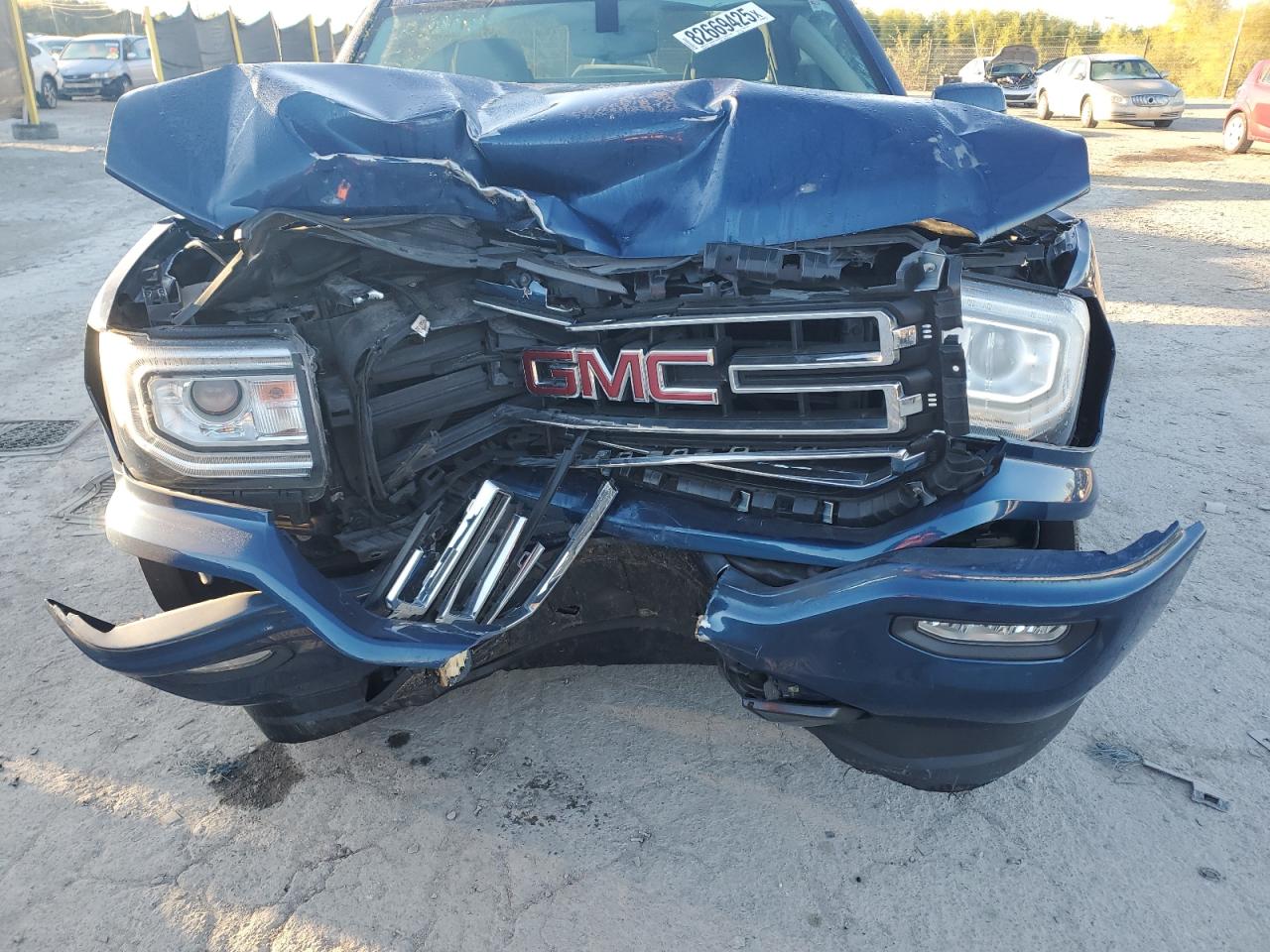 GMC Sierra C1500 Image 5