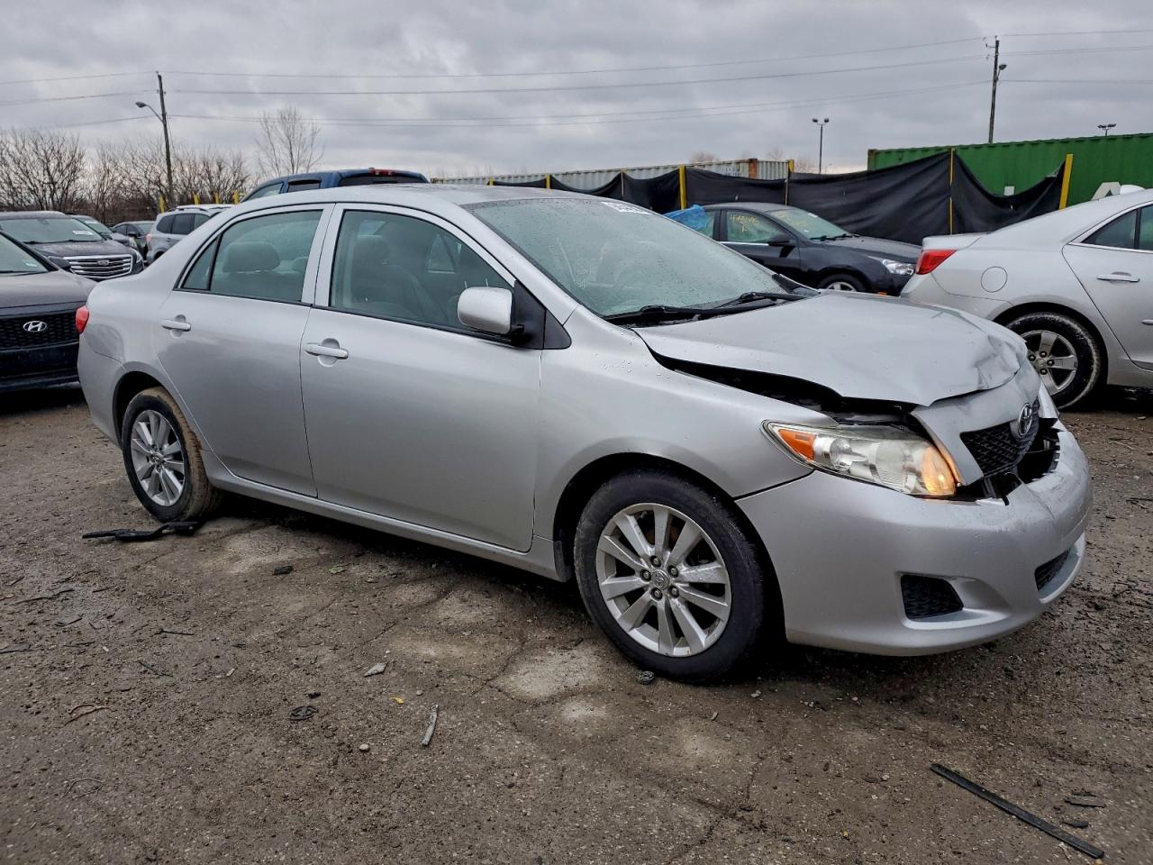 Toyota Corolla Base Image 6