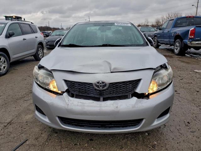 Toyota Corolla Base Image 12