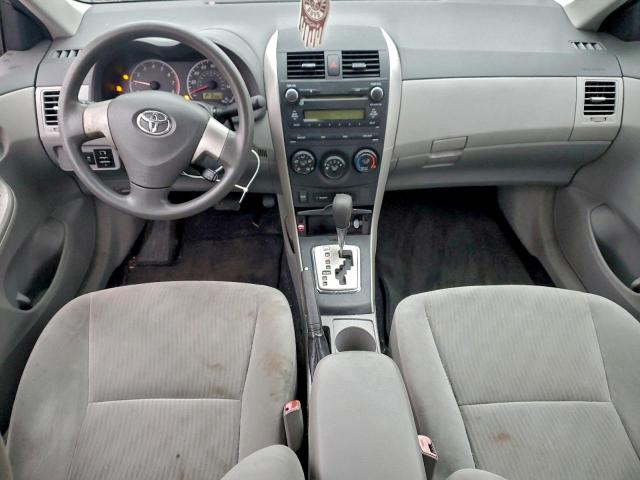 Toyota Corolla Base Image 8