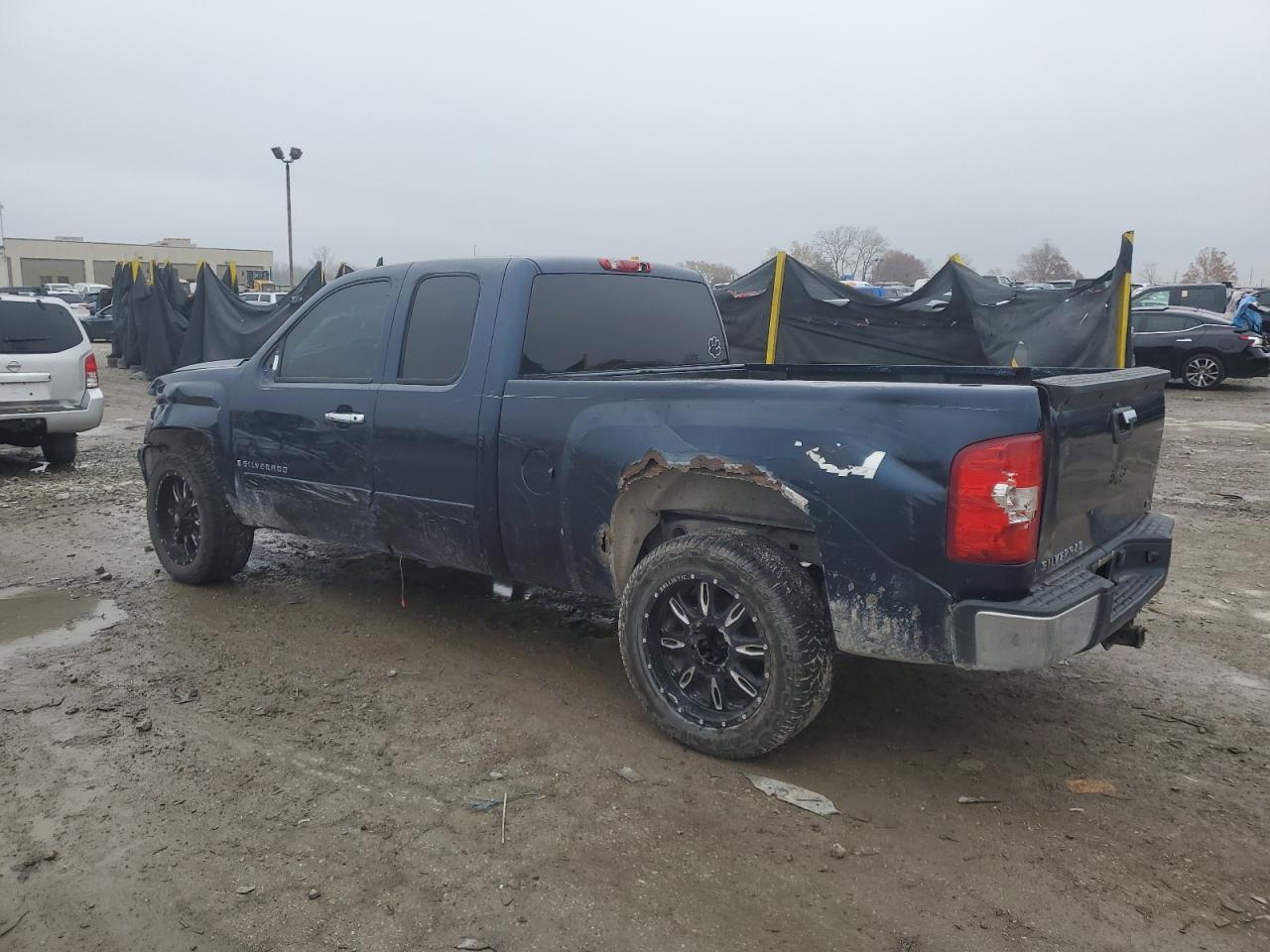 Chevrolet Silverado K1500 Image 5