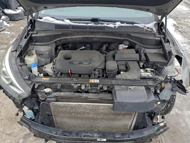 Hyundai SANTA FE Image 2