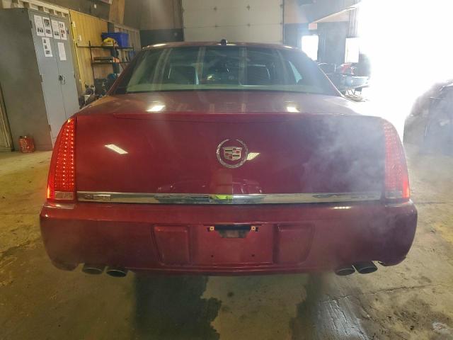 Cadillac DTS Image 12