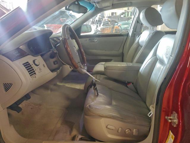 Cadillac DTS Image 11