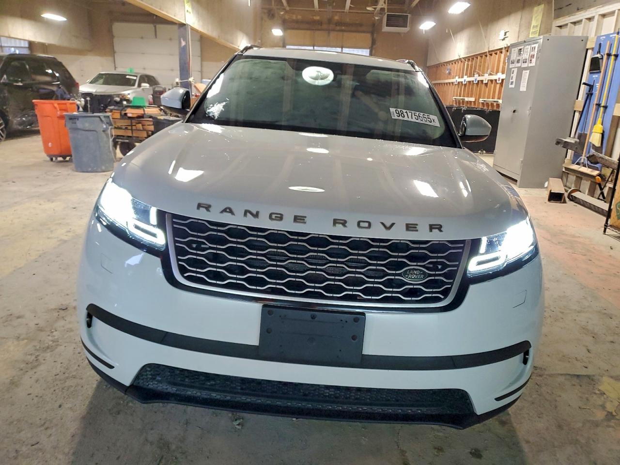 Land Rover Range Rover S Image 8