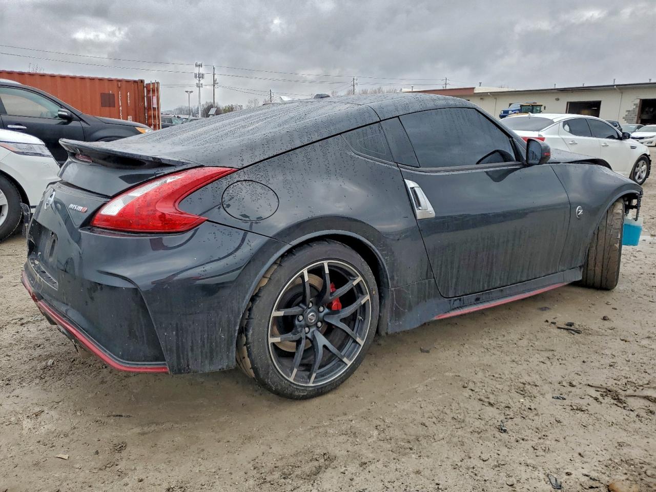 Nissan 370Z Base Image 6