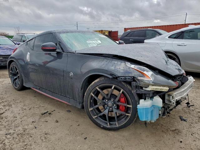 Nissan 370Z Base Image 2