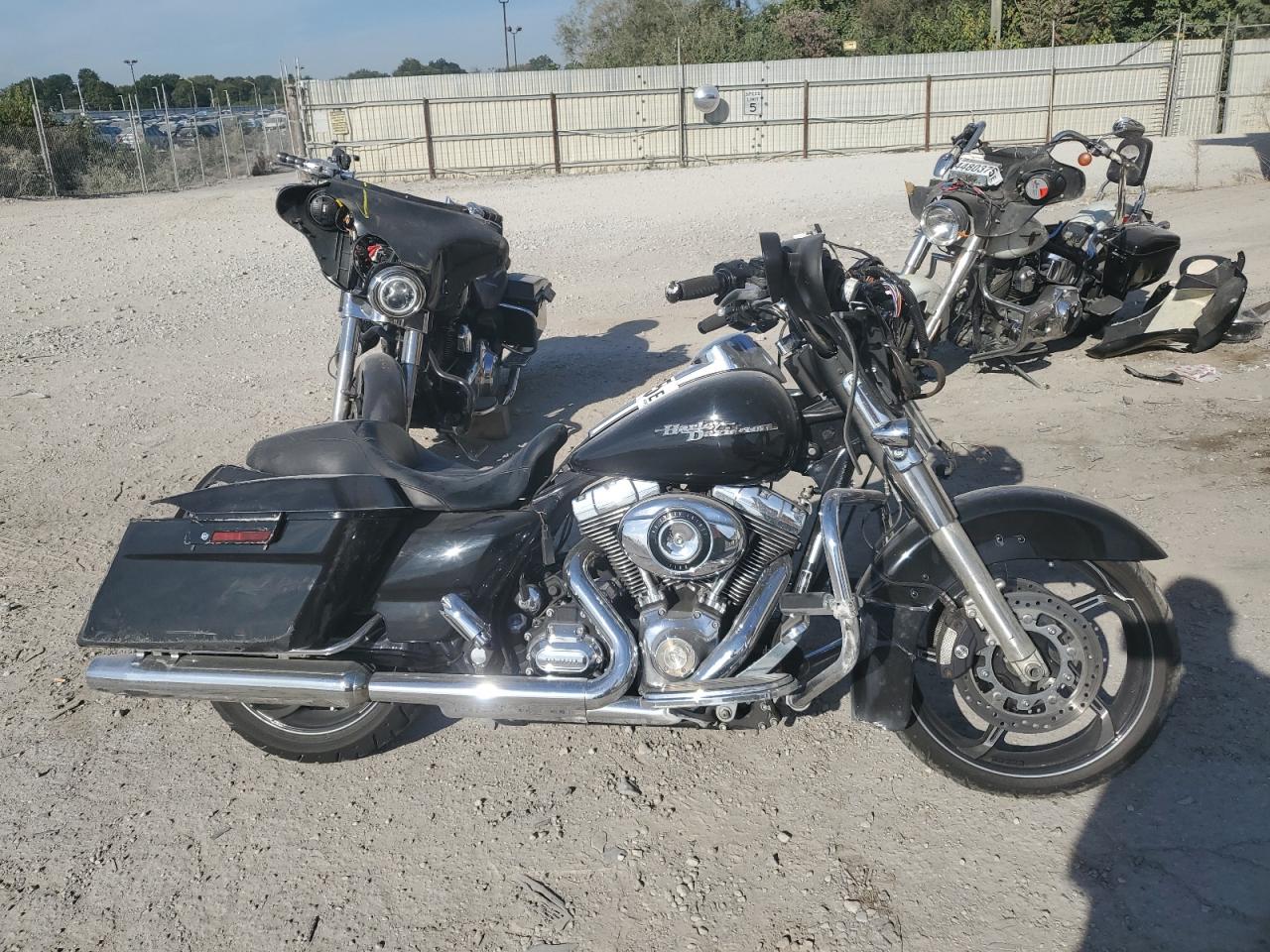 Harley-Davidson Fl Image 1