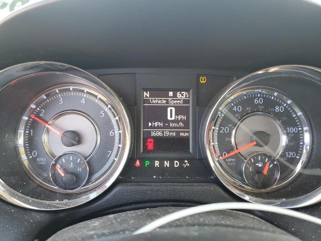 Chrysler Minivan Touring Image 6