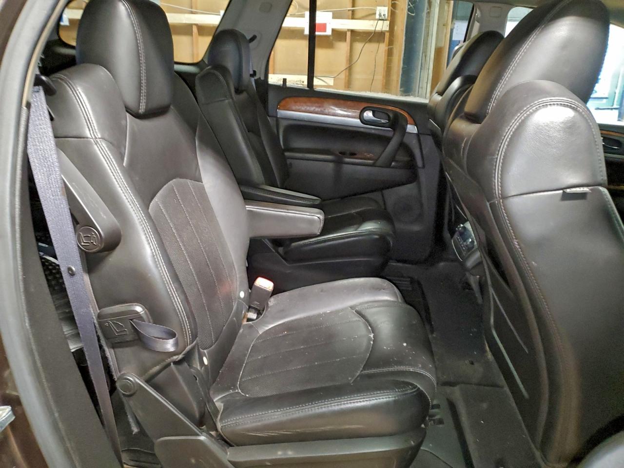 Buick Enclave Cxl Image 2