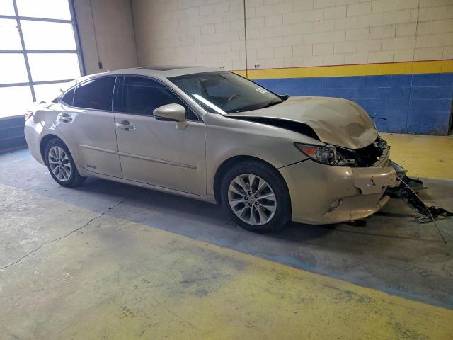 Lexus Es 300h Image 7