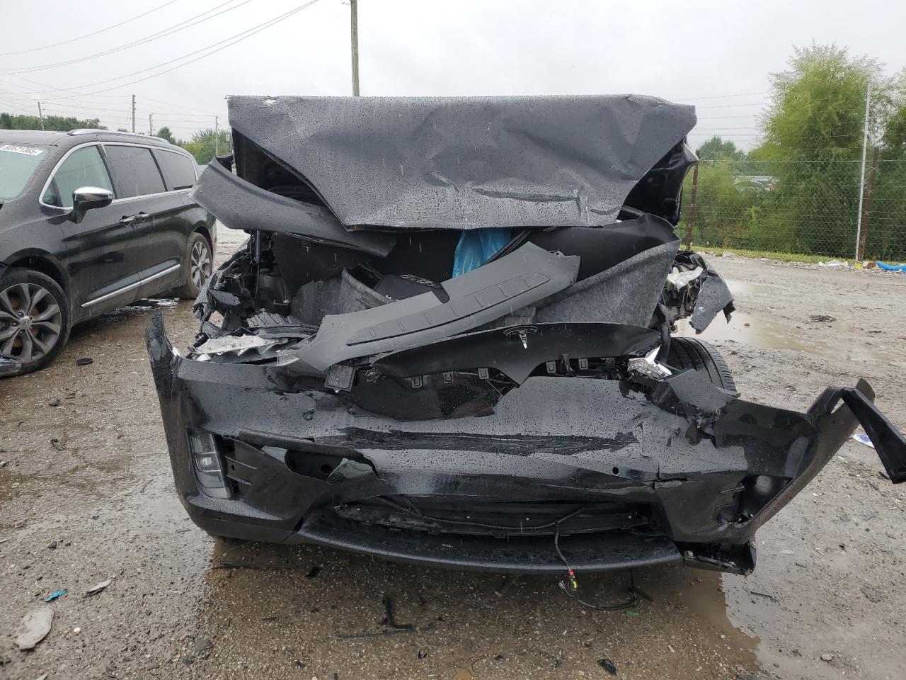 Tesla Model X Image 10