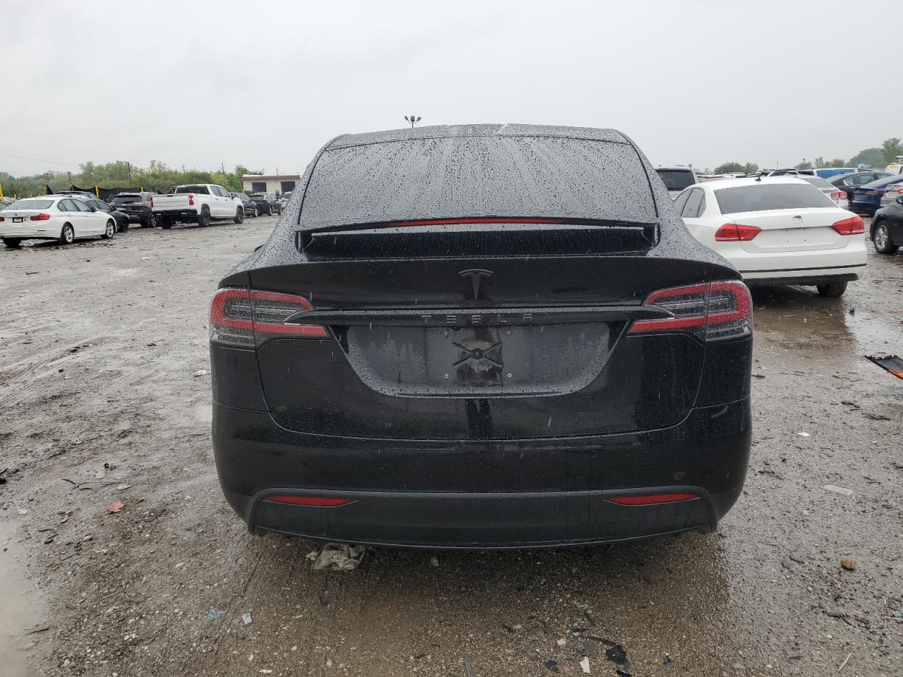 Tesla Model X Image 4