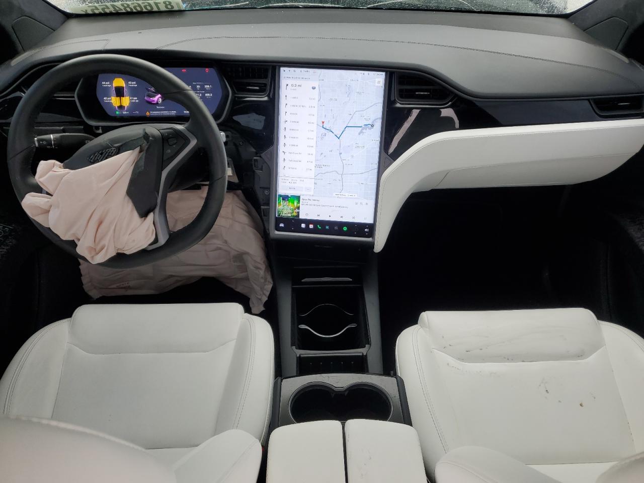 Tesla Model X Image 13