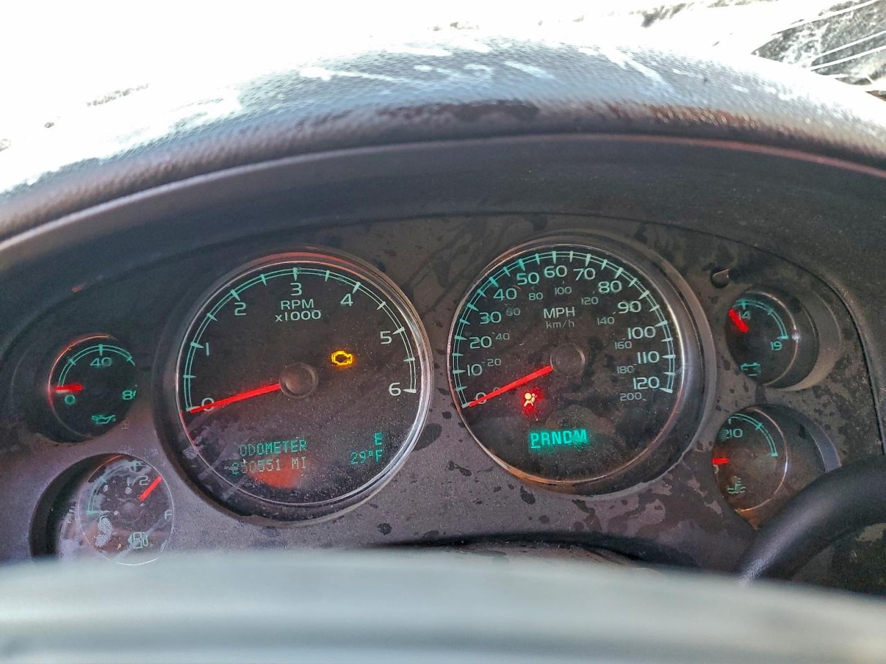 Chevrolet Silverado K1500 Ltz Image 7