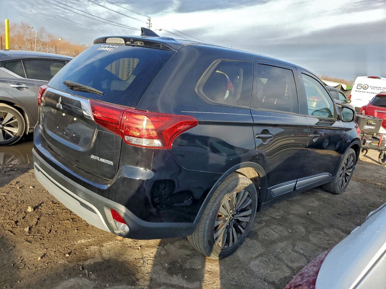 Mitsubishi Outlander Es Image 8