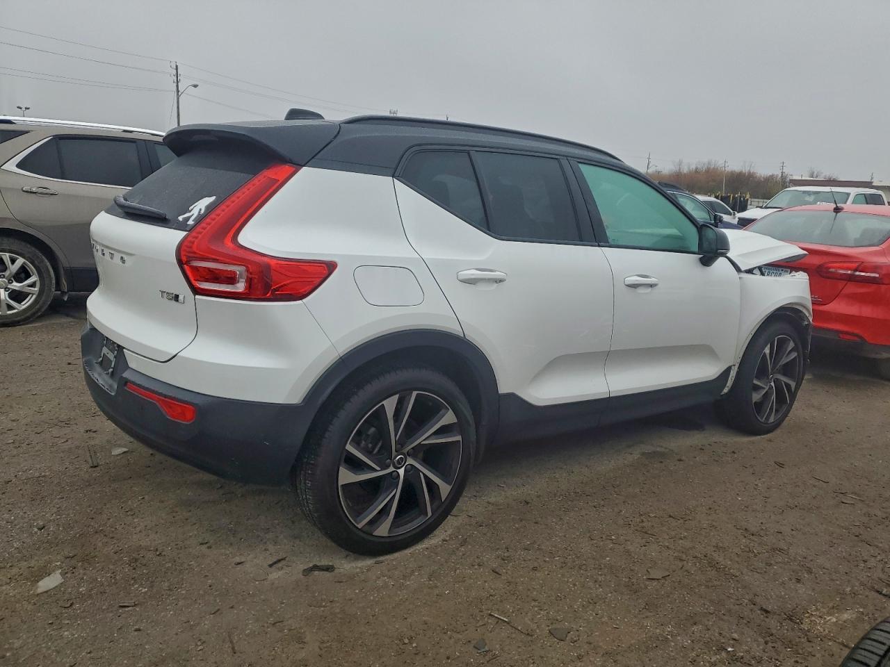 Volvo XC40 T5 R-design Image 11