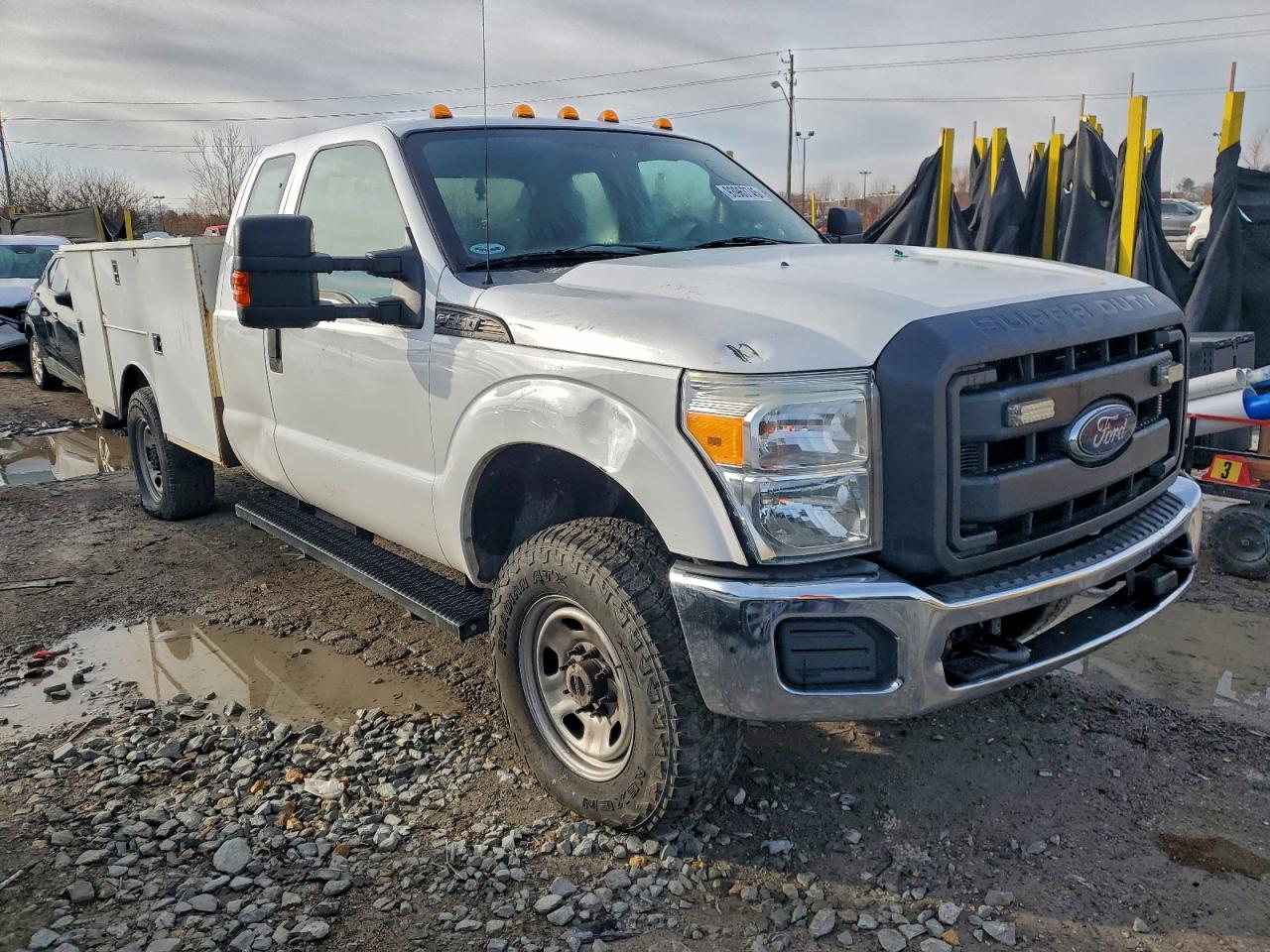 Ford F-350 Super Duty Image 2