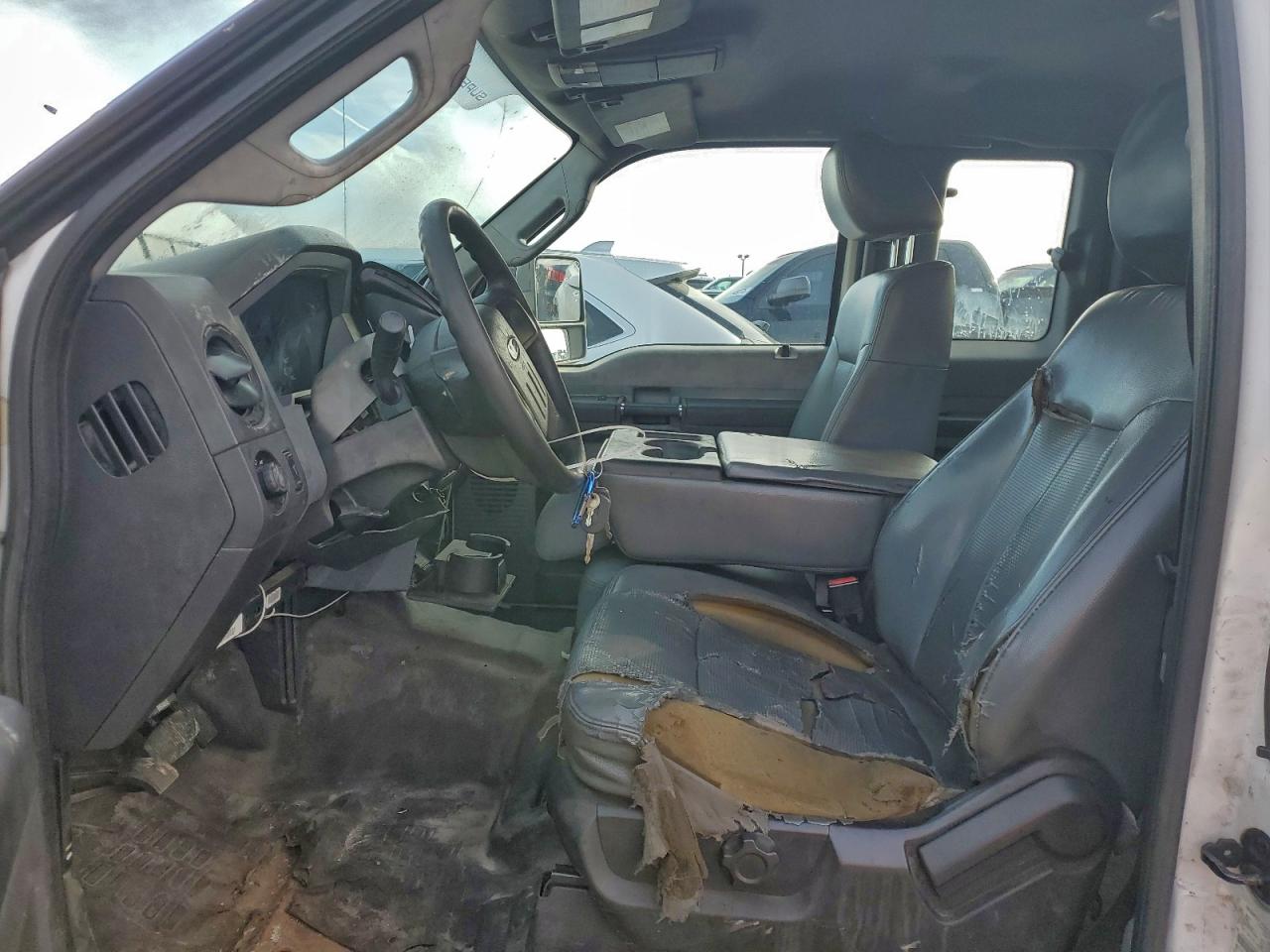 Ford F-350 Super Duty Image 3