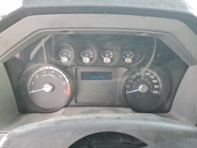 Ford F-350 Super Duty Image 11