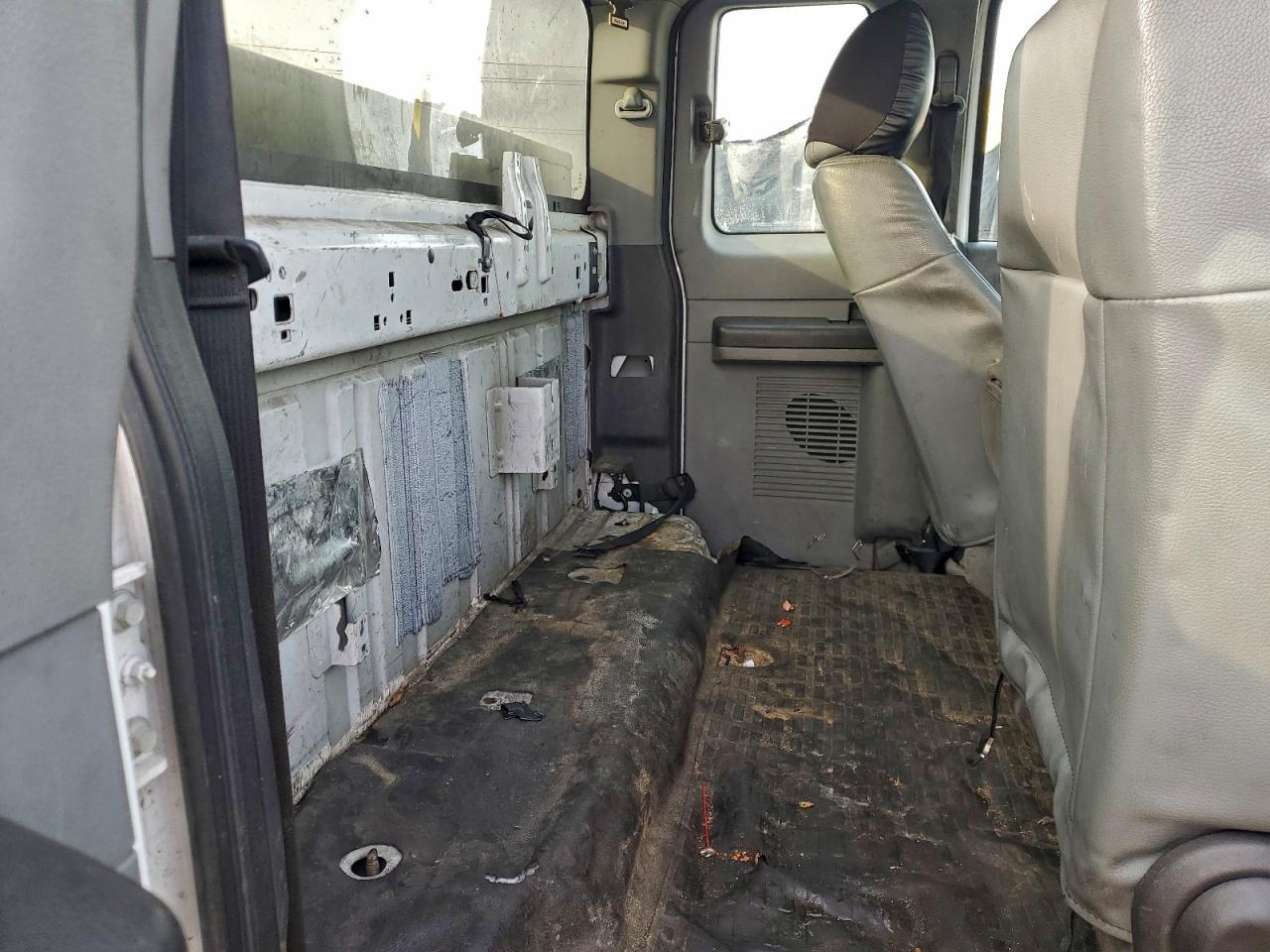 Ford F-350 Super Duty Image 5