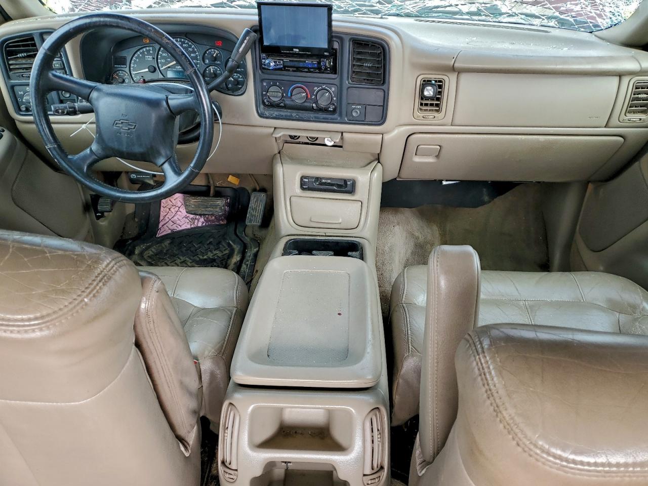 Chevrolet Silverado K2500 Heavy Duty Image 4