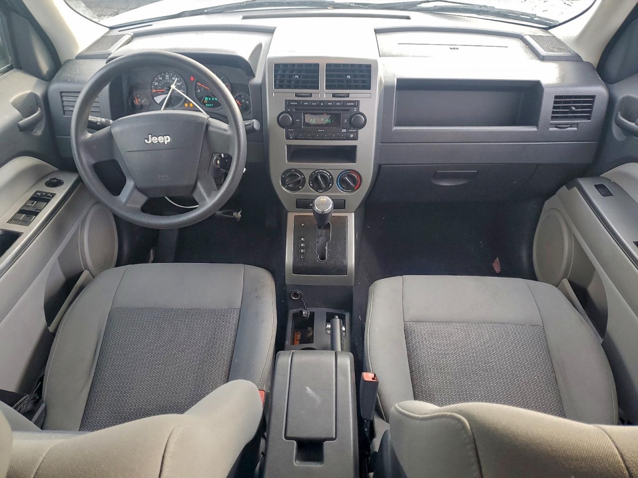 Jeep Patriot Sport Image 8