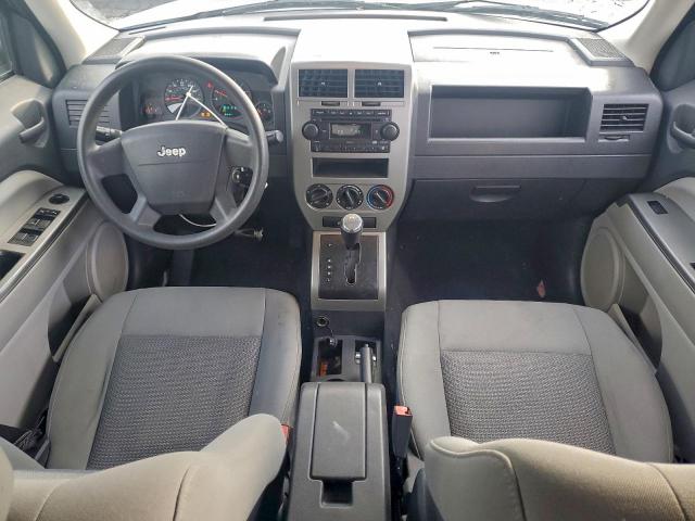 Jeep Patriot Sport Image 8