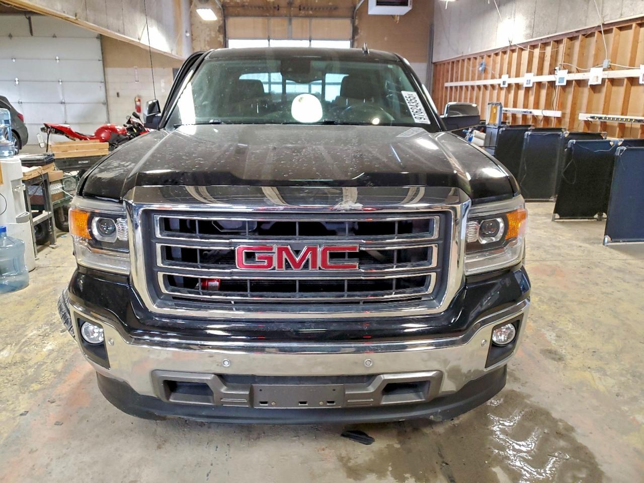 GMC Sierra C1500 Slt Image 10